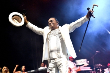 Ronald isley of the isley brothers july 2018 billboard 1548 compressed